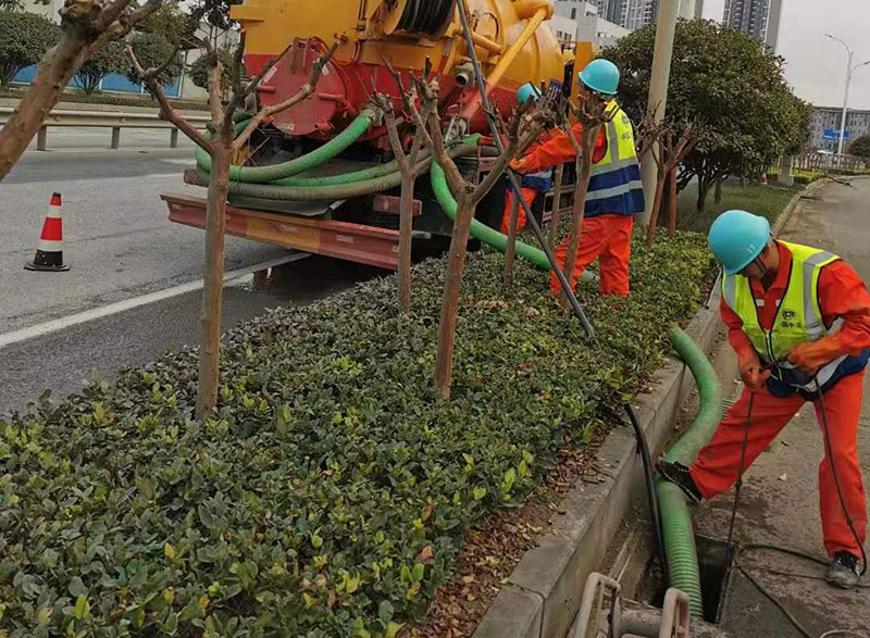 城关市政管道清淤